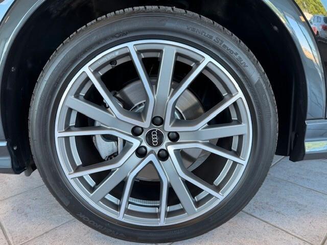 Audi Q3 SPB 40 TDI quattro S tronic S line edition