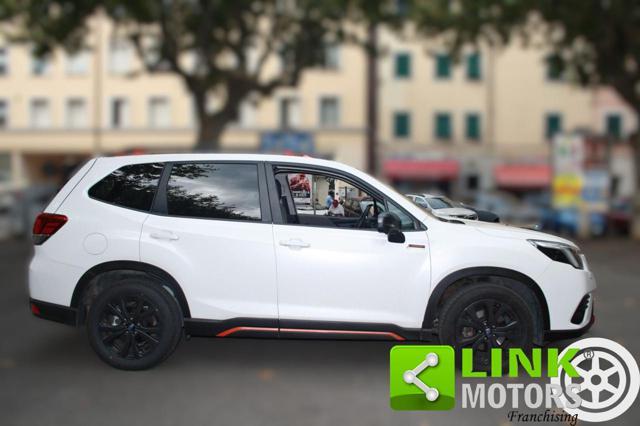 SUBARU Forester 2.0 e-Boxer MHEV CVT Lineartronic 4dventure