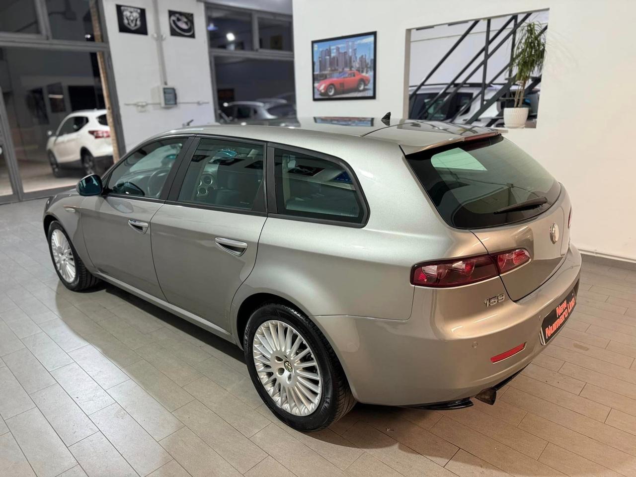 Alfa Romeo 159 1.9 JTDm Sportwagon Distinctive