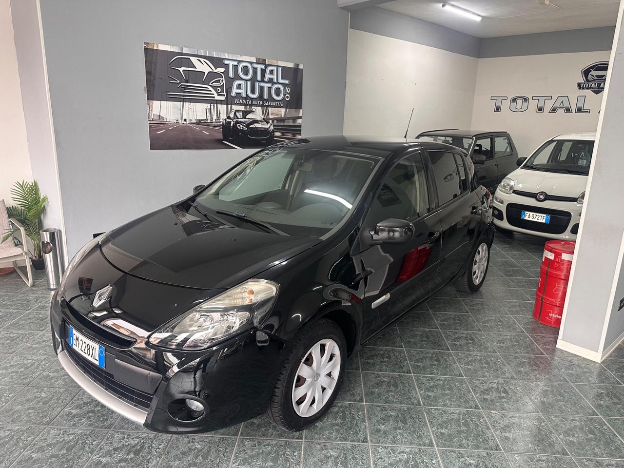 Renault Clio 1.2 16V 5 porte GPL Dynamique