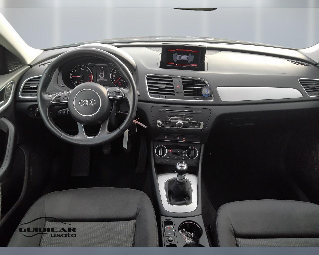 AUDI Q3 I 2015 - Q3 2.0 tdi Business 120cv