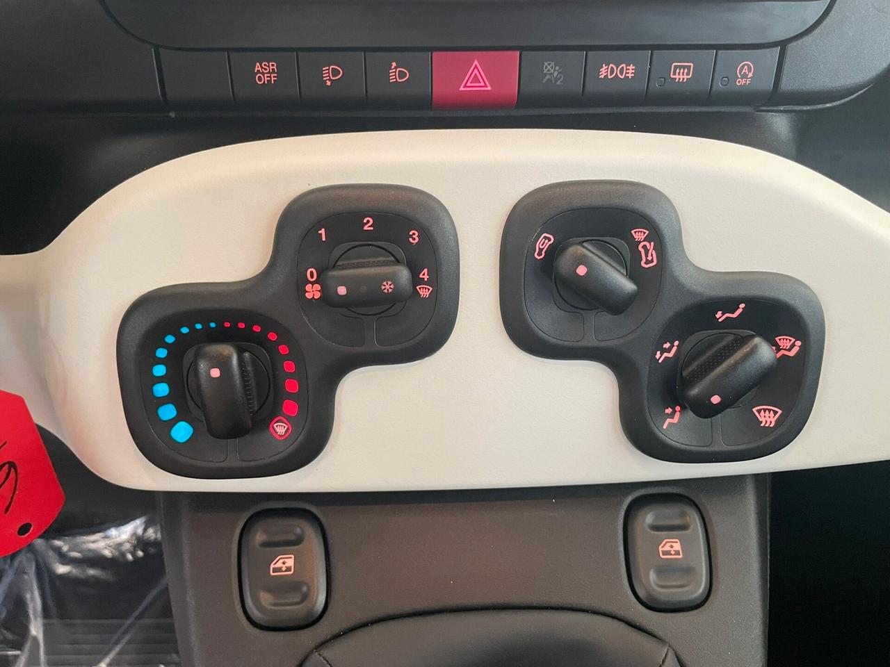 Fiat Pandina CROSS 1.0 FireFly S&S Hybrid 70CV