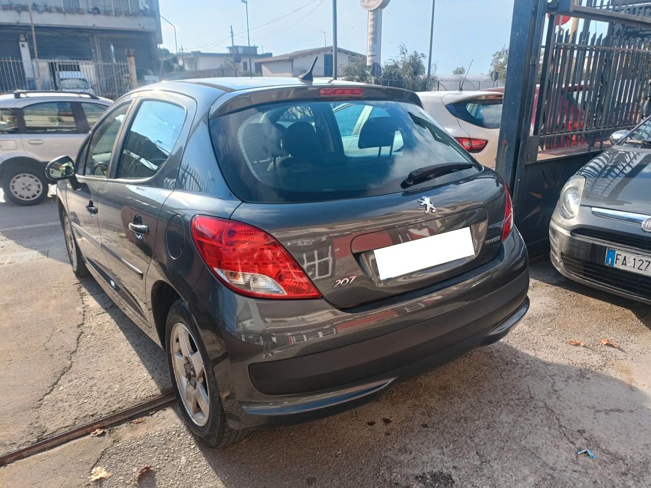 Peugeot 207 1.4 HDi 70CV 5p. X Line OK NEOPATENTATI