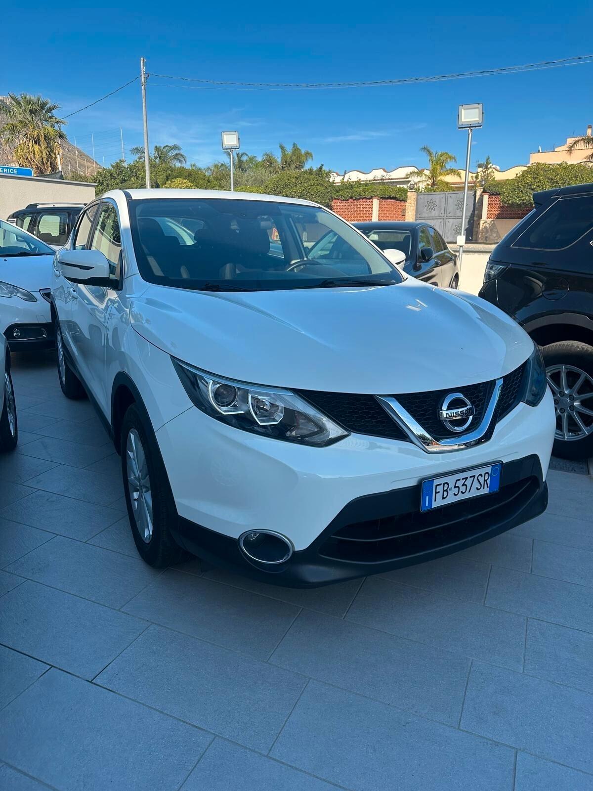 Nissan Qashqai 1.5 dCi Visia