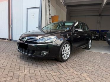 Volkswagen Golf 1.6 TDI DPF 5p. Highline NEOPATENTATI