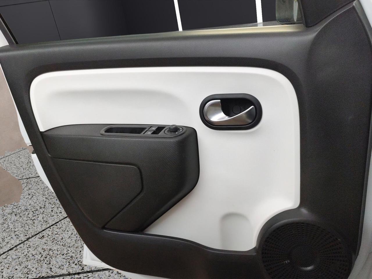 RENAULT Twingo 3ª serie Twingo SCe Zen