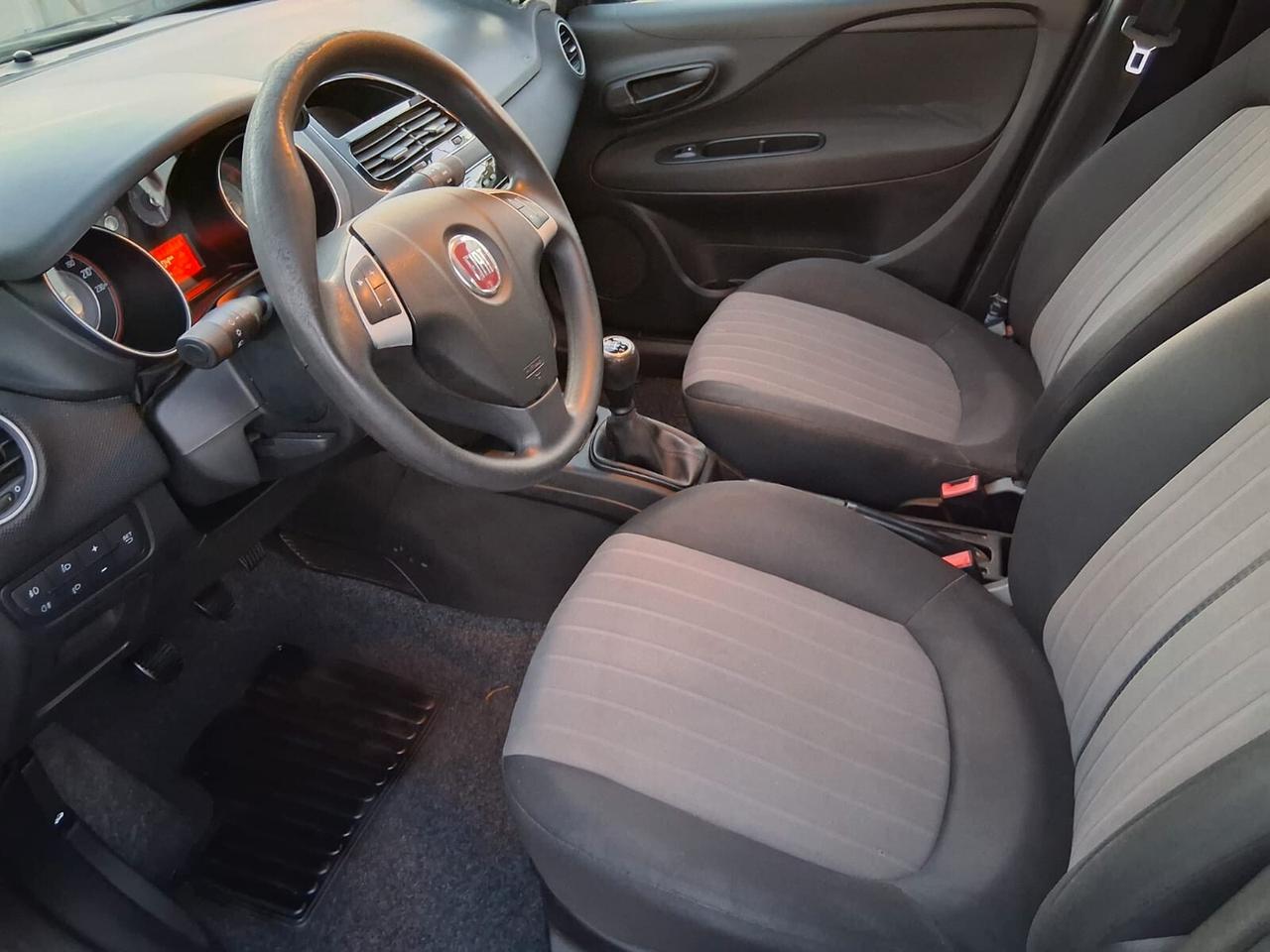 Fiat Punto 1.3 MJT II S&S 95 CV 5 porte Street-2017