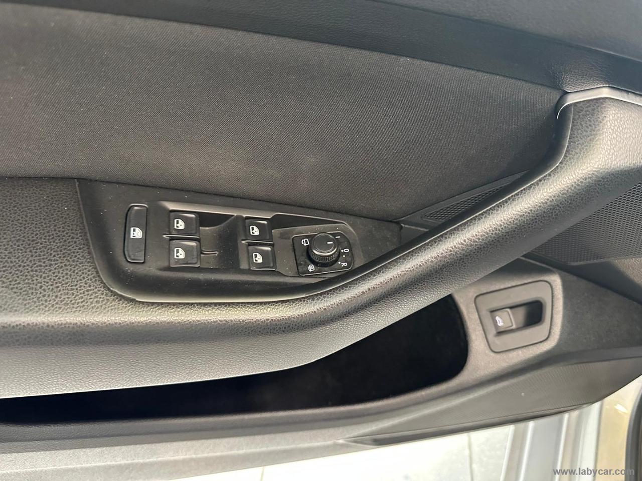 VOLKSWAGEN PASSAT VARIANT 1.6 TDI DSG BUSINESS BMT