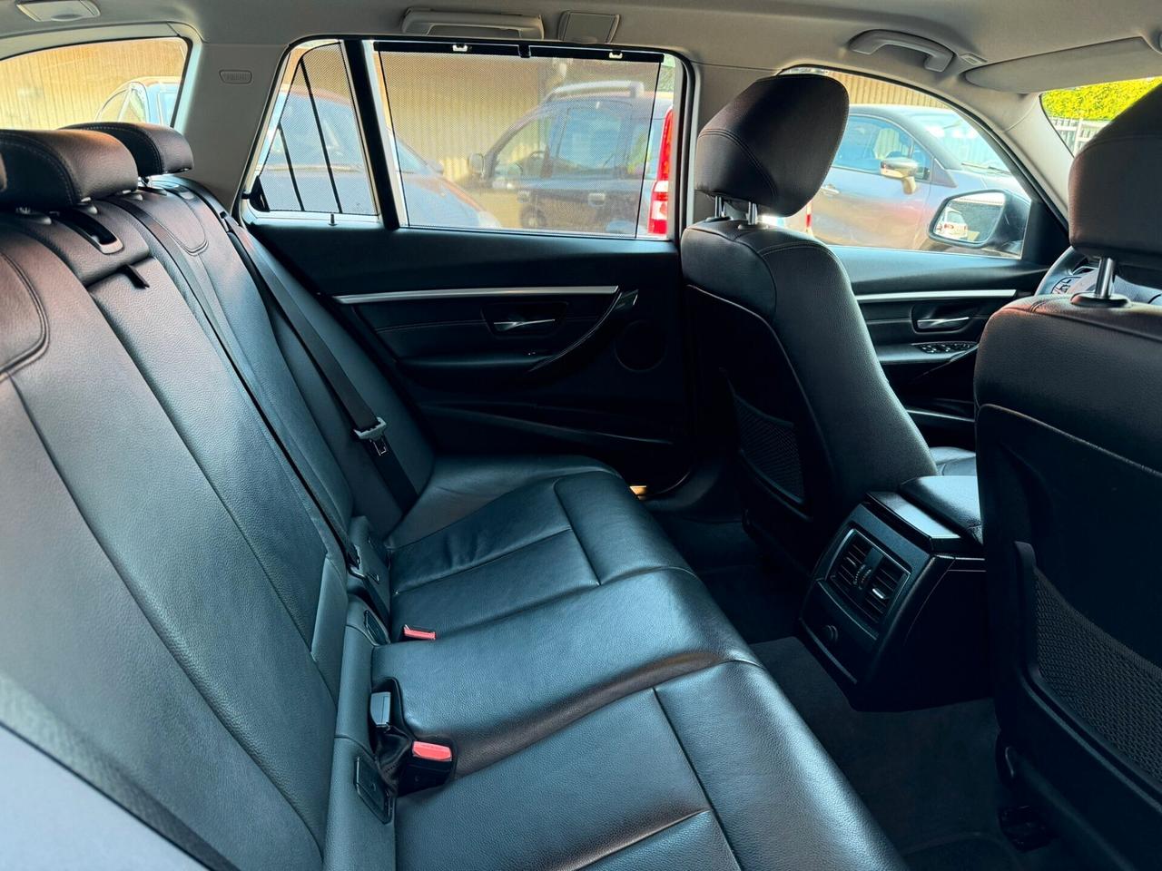 Bmw 320 320d Touring Luxury auto