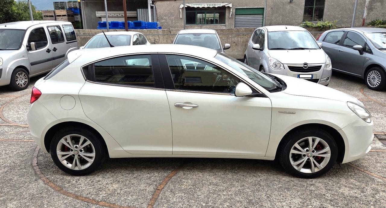Alfa Giulietta 1.6 JTDm-2 105 CV GARANZIA 12 MESI