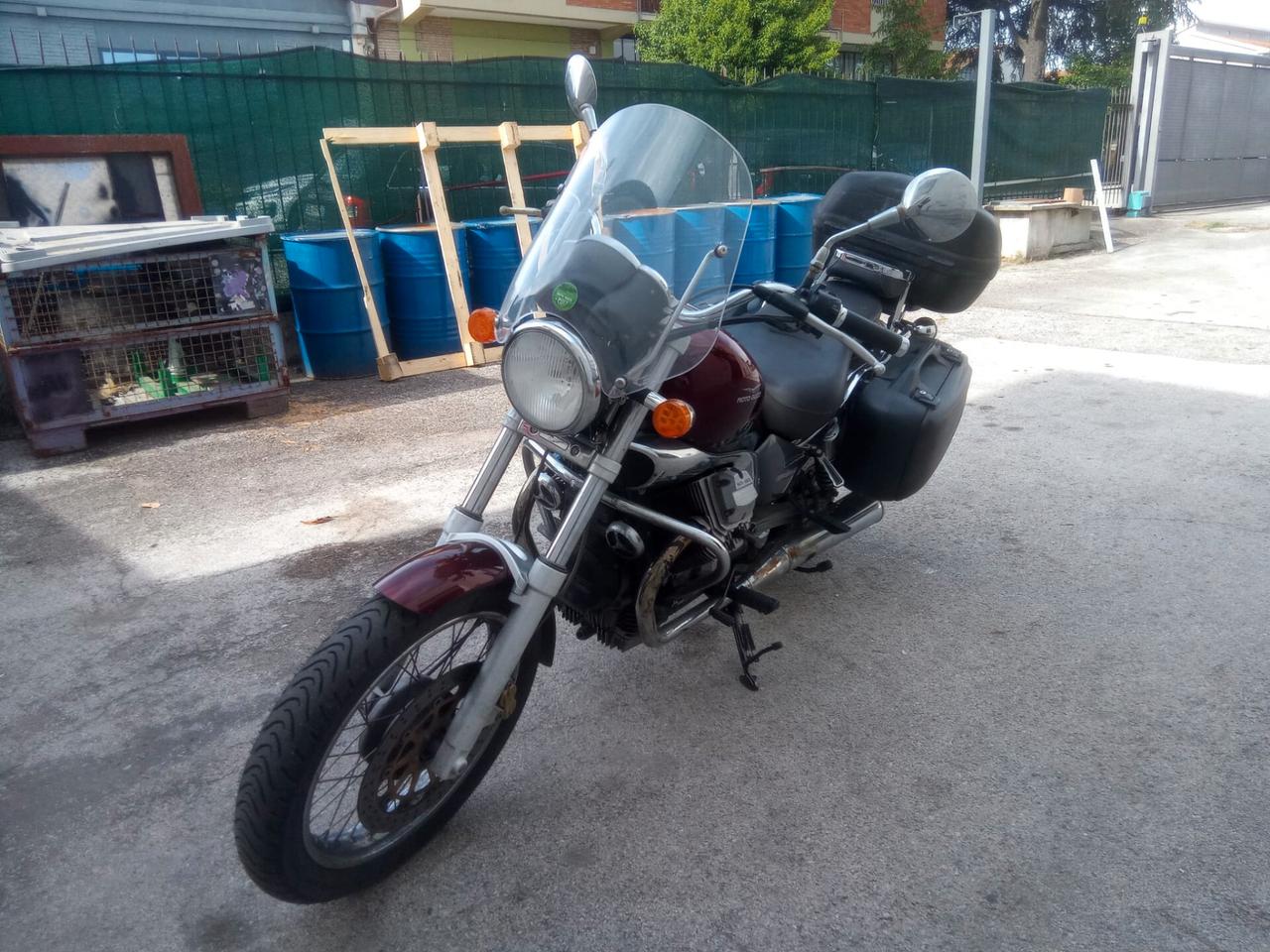 Moto Guzzi Nevada 750