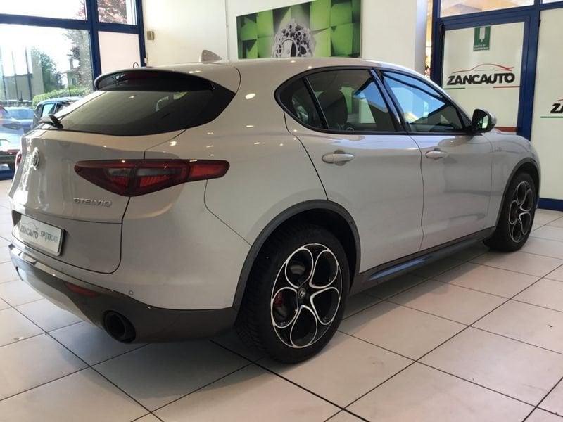 Alfa Romeo Stelvio 2.2 Turbodiesel 210 CV AT8 Q4 Ti MY22