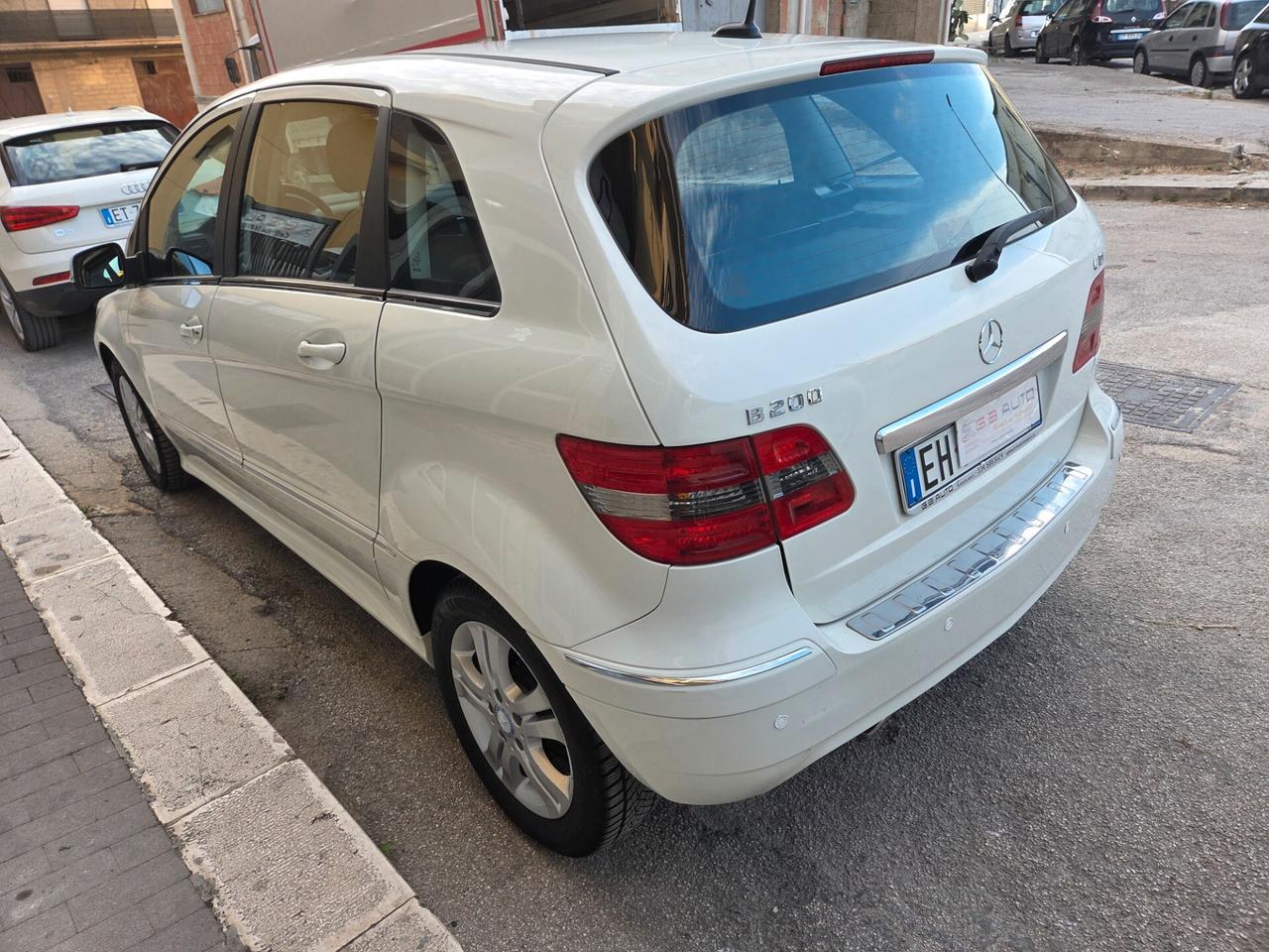 MERCEDES B200 2.0 CDI 140 CV KM CERTIFICATI