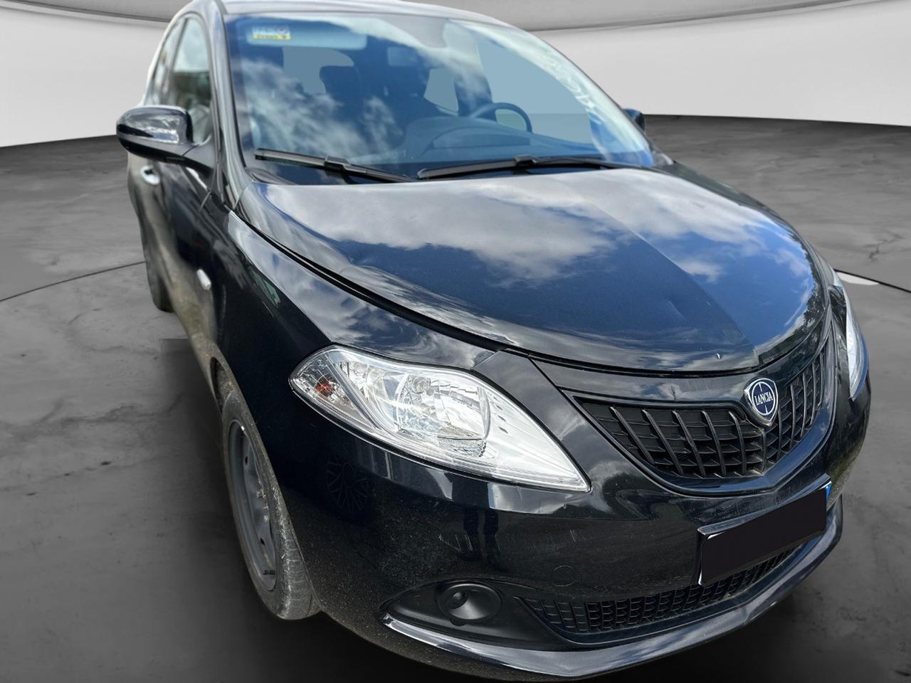 LANCIA Ypsilon III 2021 - Ypsilon 1.0 firefly hybrid Silver s&s 70cv