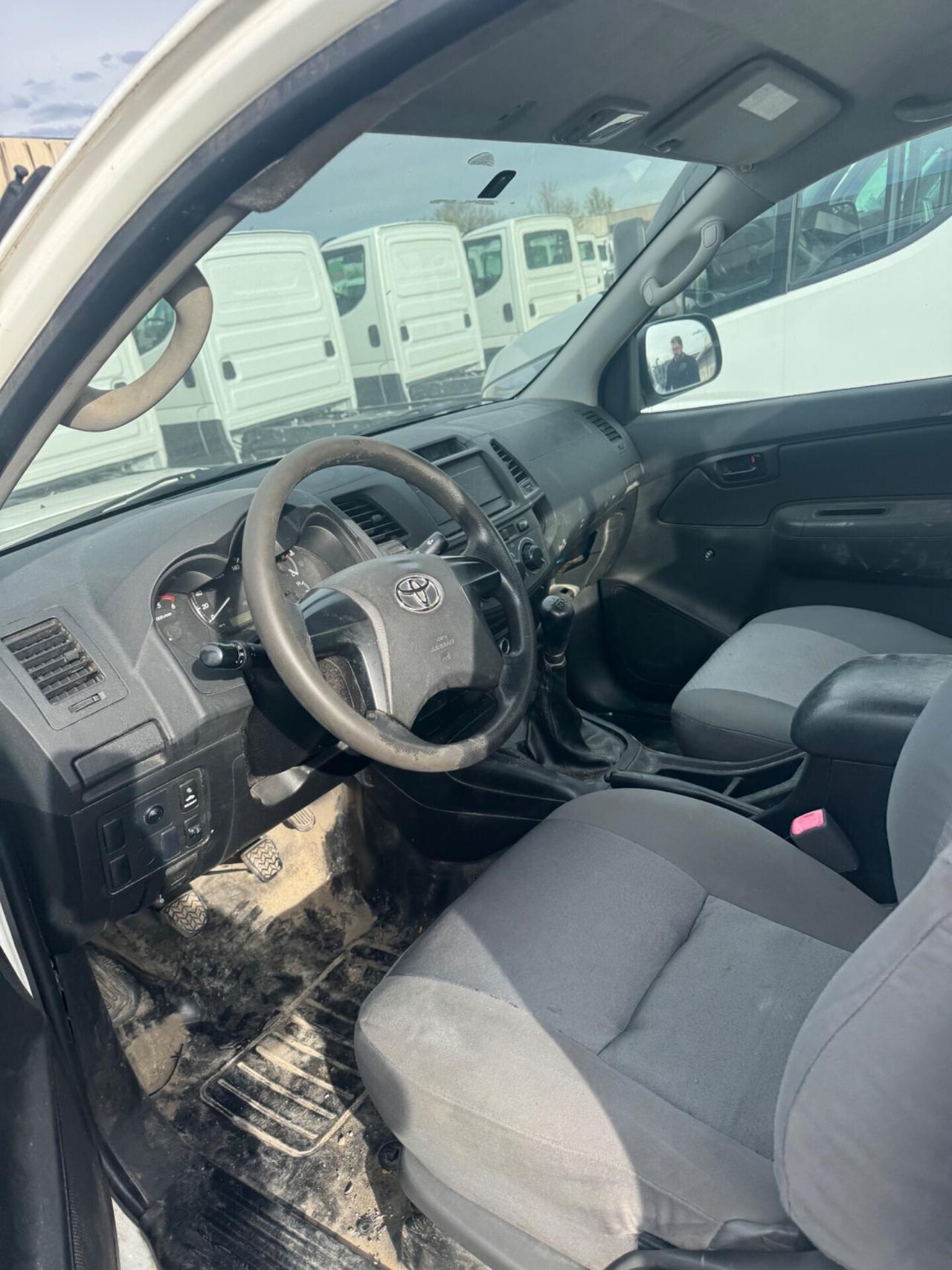 Toyota Hylux anno 2015 cc 2.5 diesel