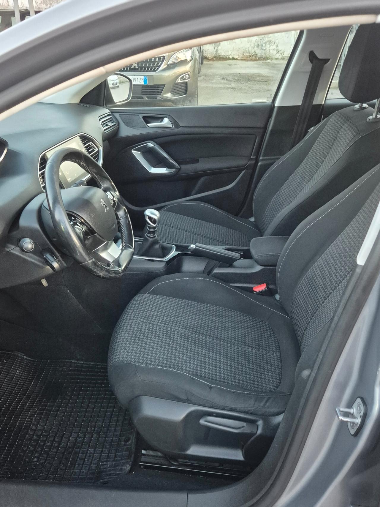 Peugeot 308 BlueHDi 130 S&S SW Business