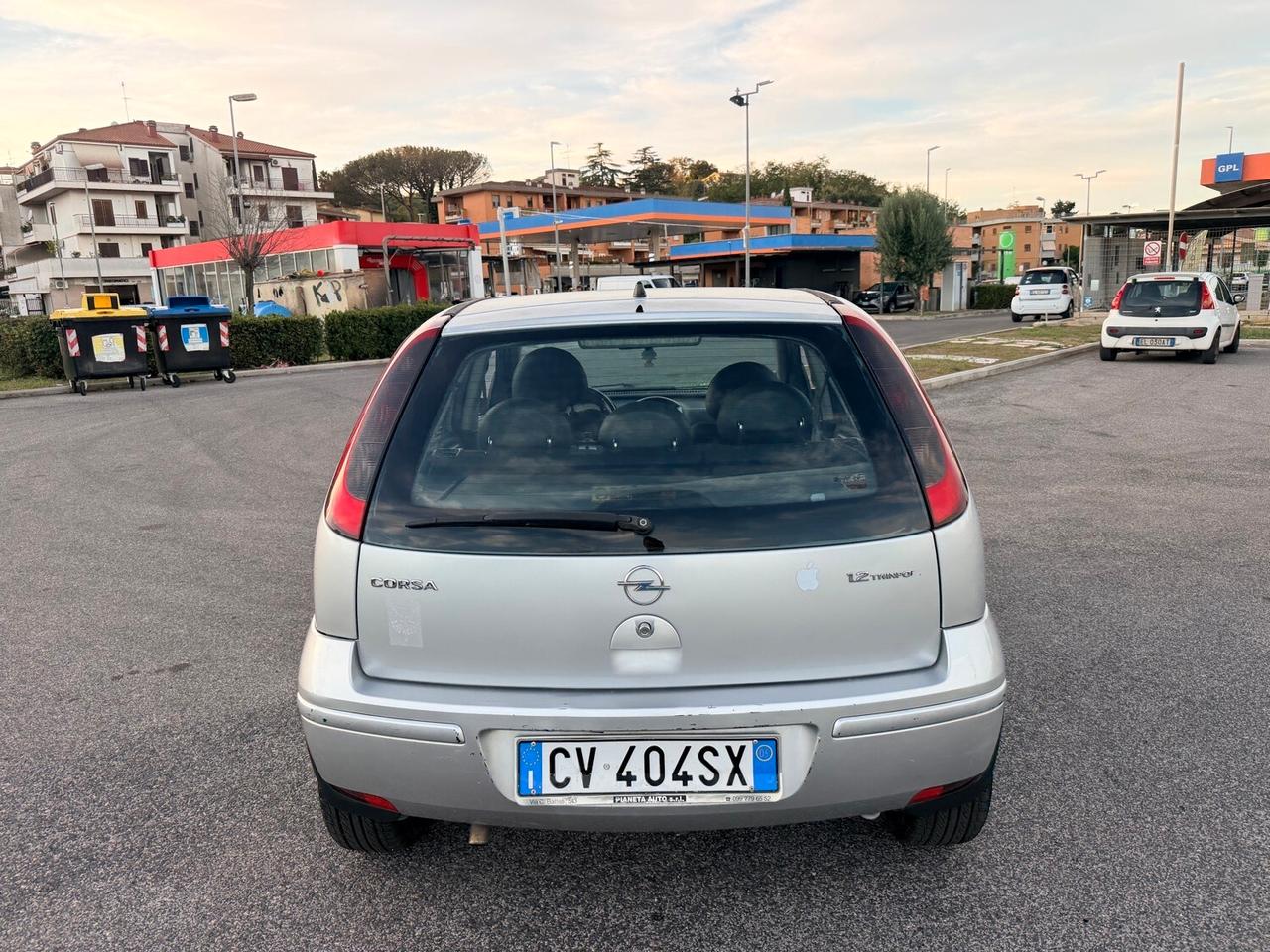 Opel Corsa 1.2 Twinport 80cv 5 porte