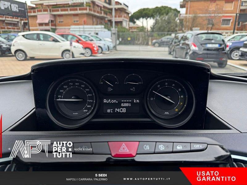 Lancia Ypsilon Ypsilon 1.0 firefly hybrid Platino s&s 70cv