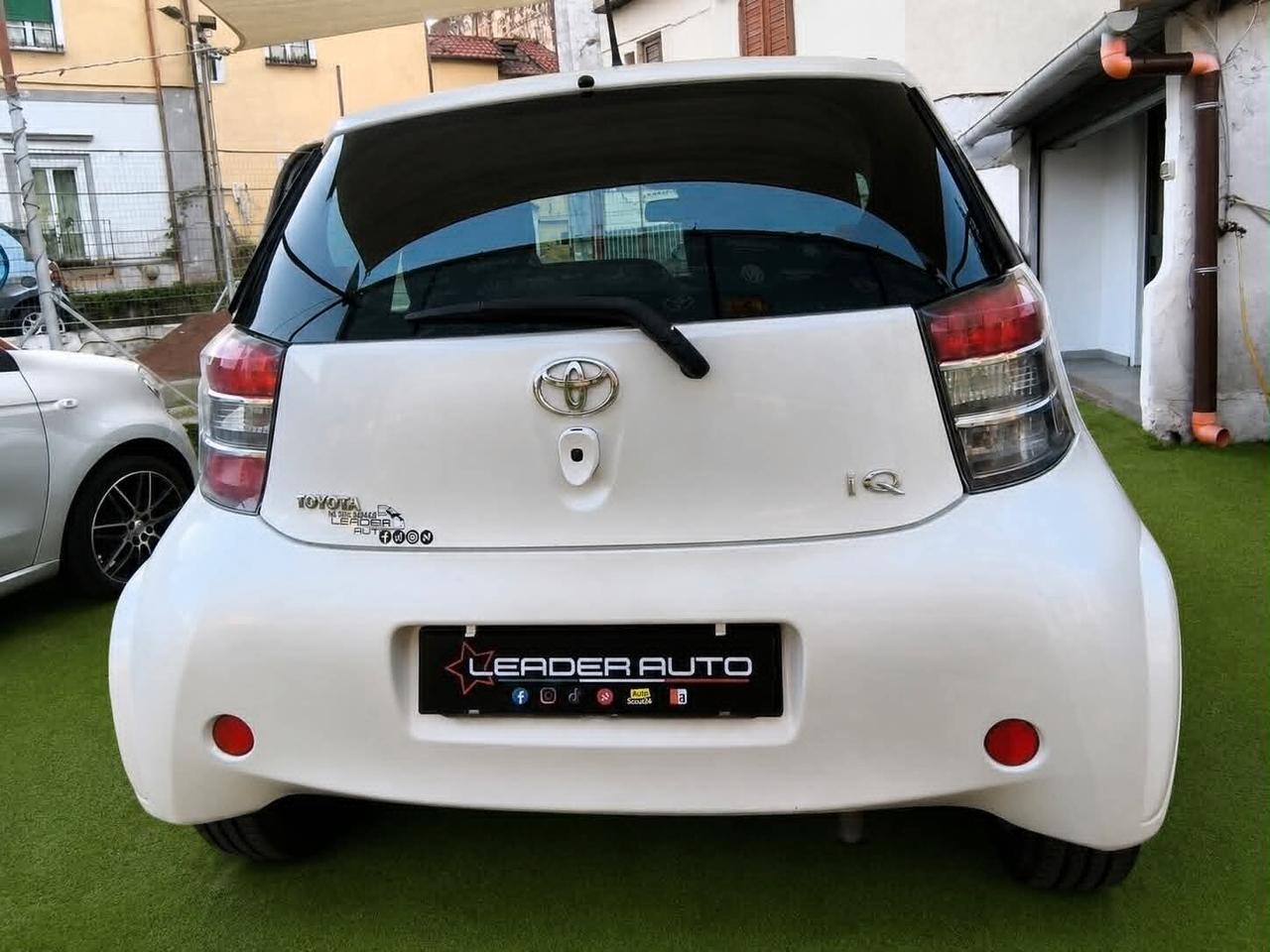 Toyota iQ 1.0