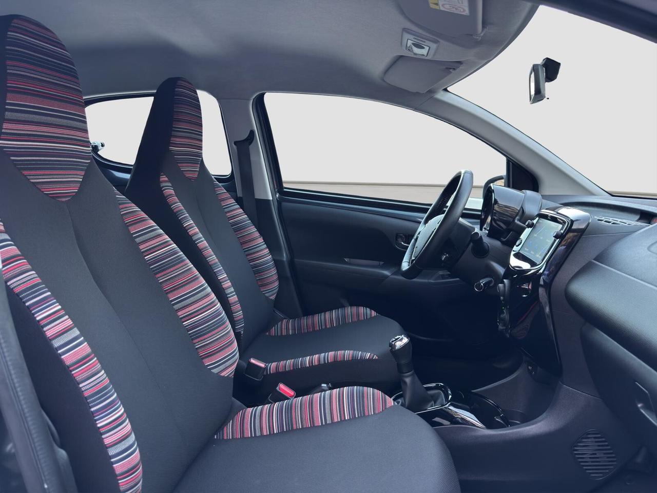 Citroen C1 5p 1.0 vti 70cv Shine 2021