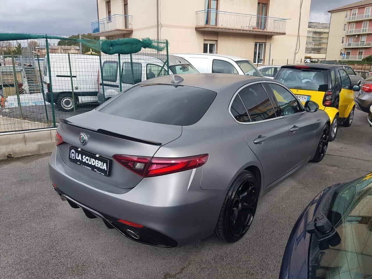 Alfa Romeo Giulia 2.2 Turbodiesel 210 CV AT8 AWD Q4 Veloce