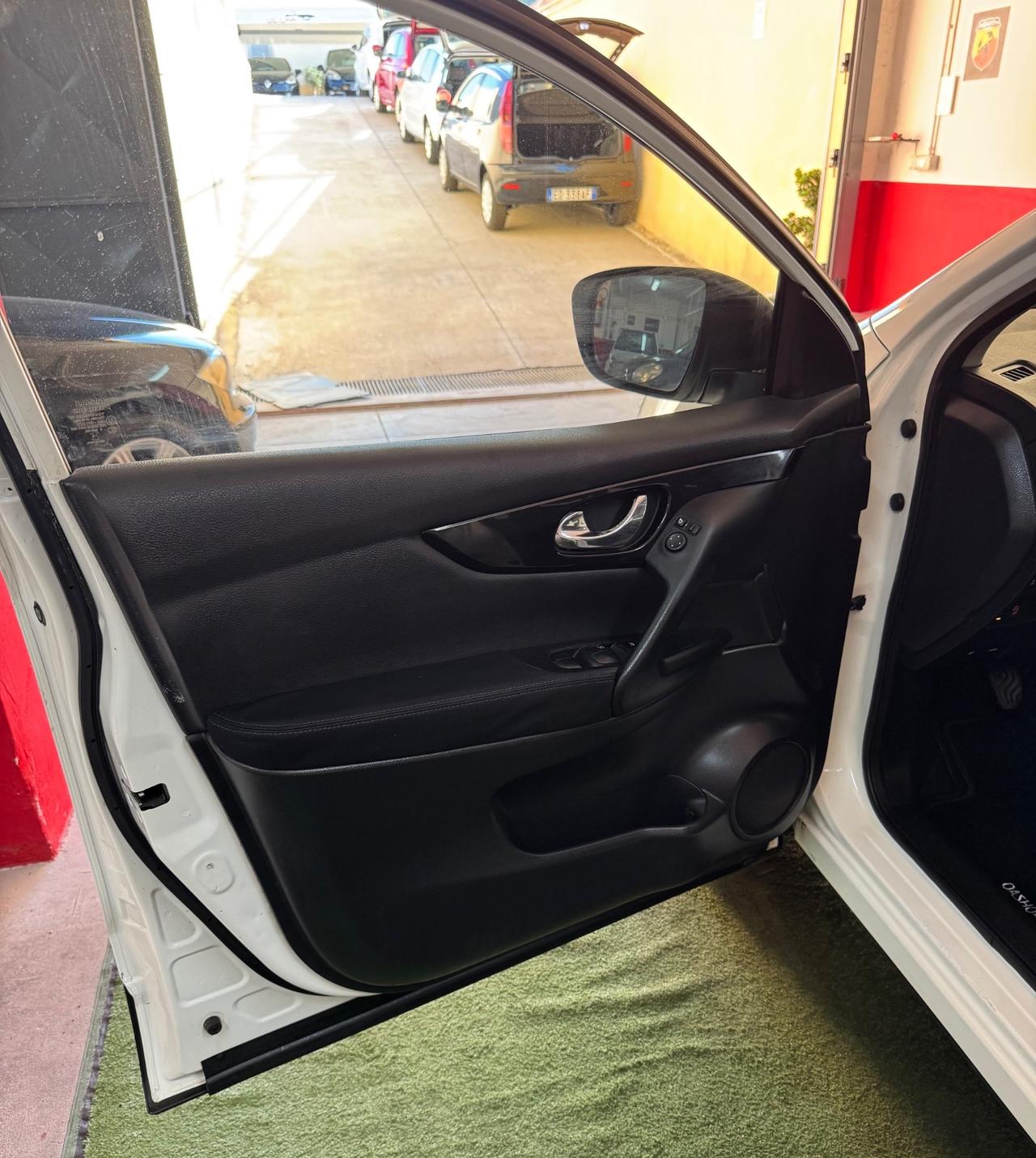 Nissan Qashqai 1.5 dCi 110 CV Tekna , telecamera ,Nav ,Cerchi 17