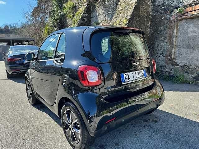 Smart fortwo EQ Pure