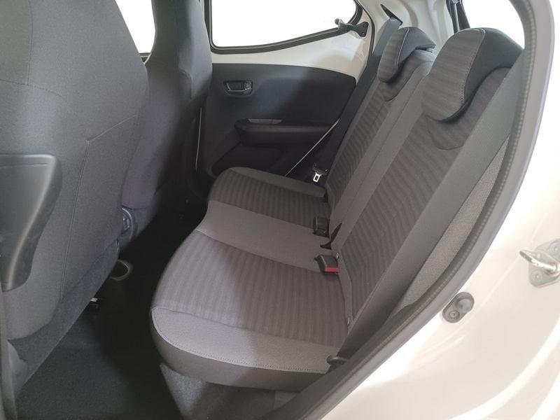 Toyota Aygo II 2018 5p 5p 1.0 x-play 72cv