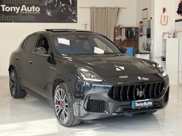 Maserati Grecale 2.0 mhev 330cv(benz/elettrica)modello MODENA con TETTO APRIBILE,VIRTUAL COCKPIT,TELECAMERA,APPLE CAR