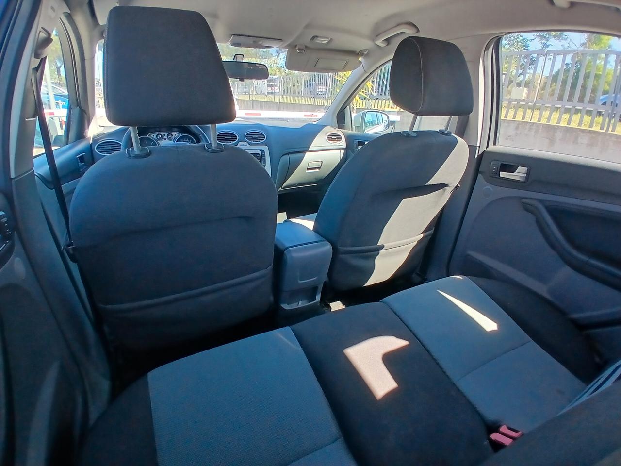 Ford Focus 1.6 TDCi 90CV 5p. Titanium