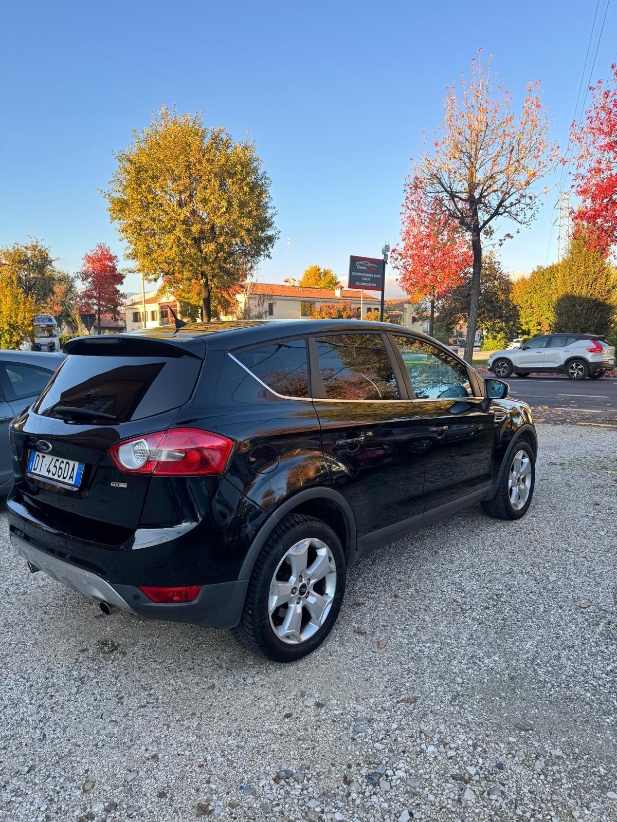Ford Kuga 2.0 TDCi 136 CV 4WD Titanium DPF