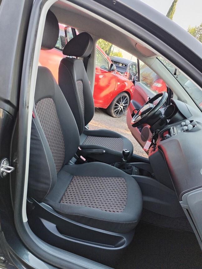 Seat Ibiza 1.2 70 CV 5p. Reference GPL 112000KM 10/2010