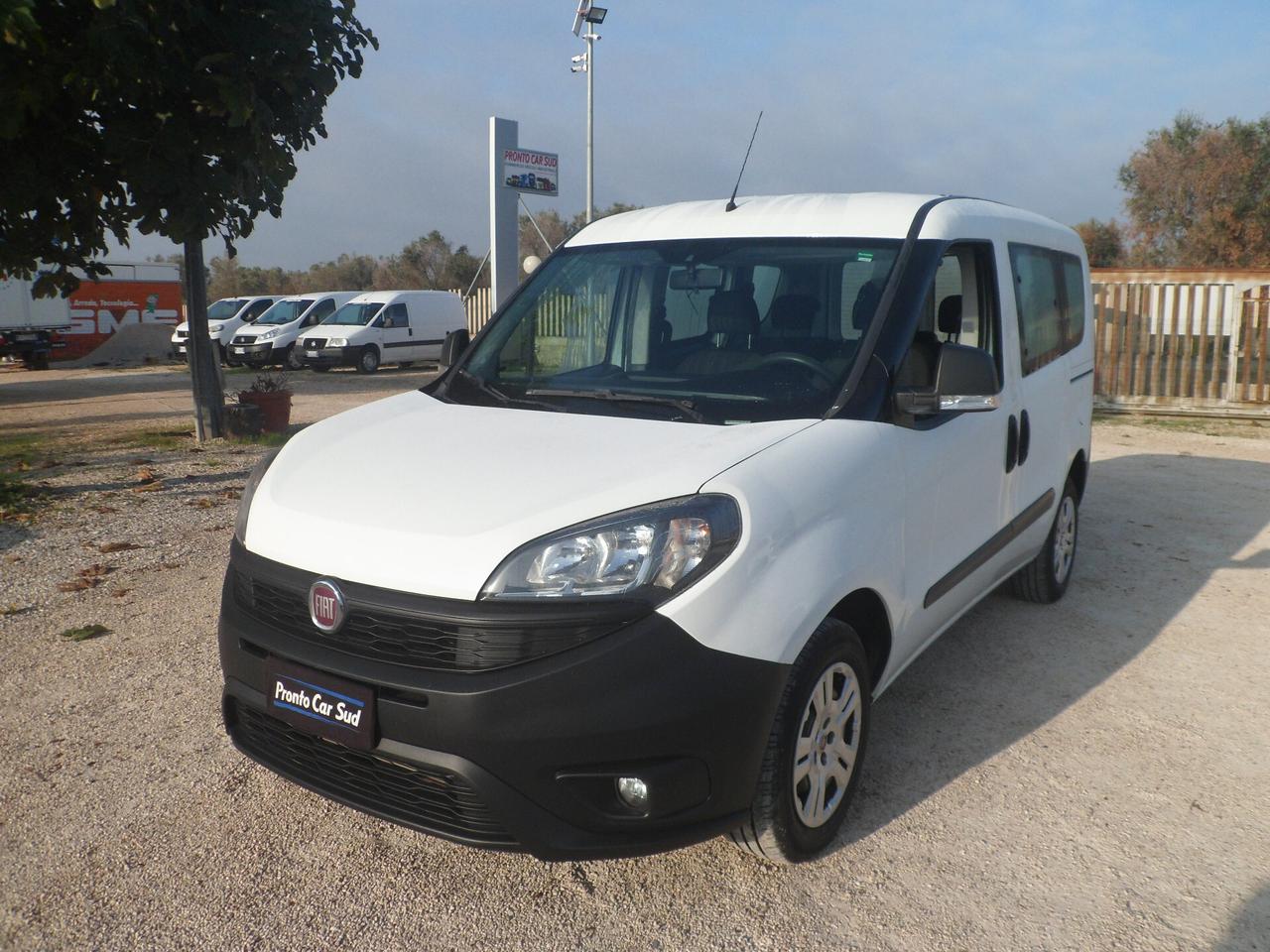 Fiat Doblo 5 posti autocarro