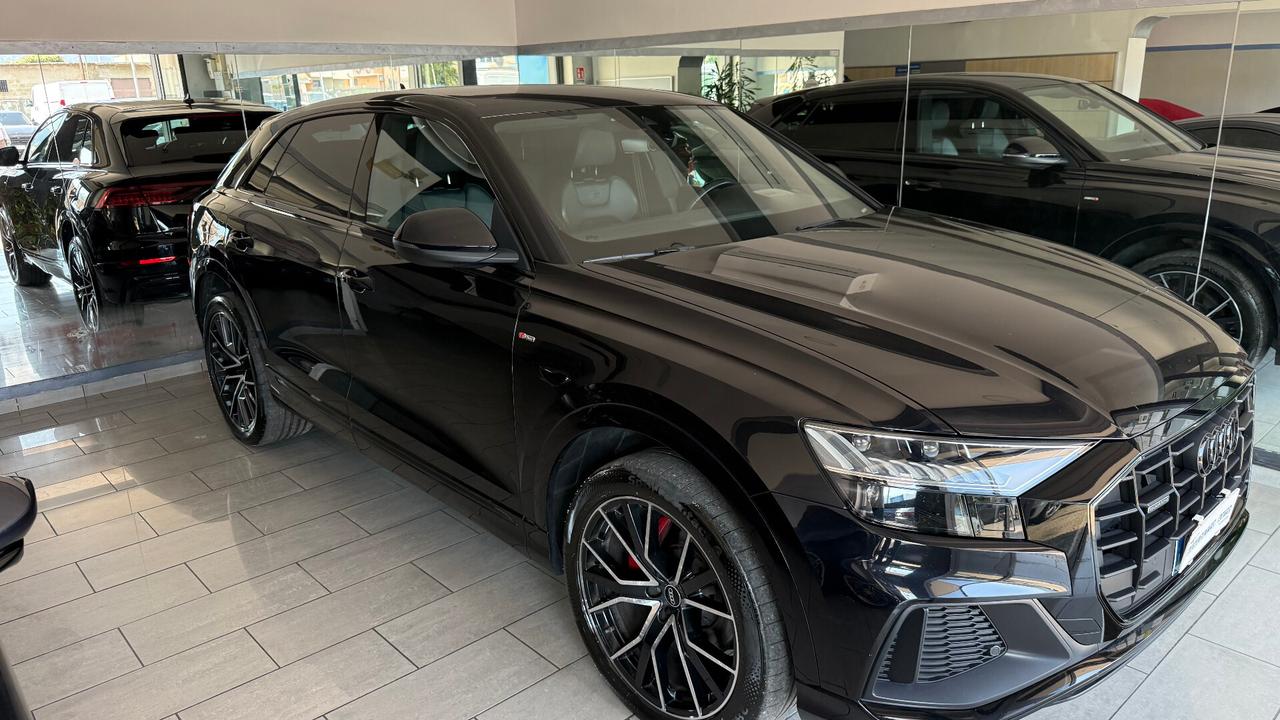 Audi Q8 50 TDI 286 CV quattro S LINE
