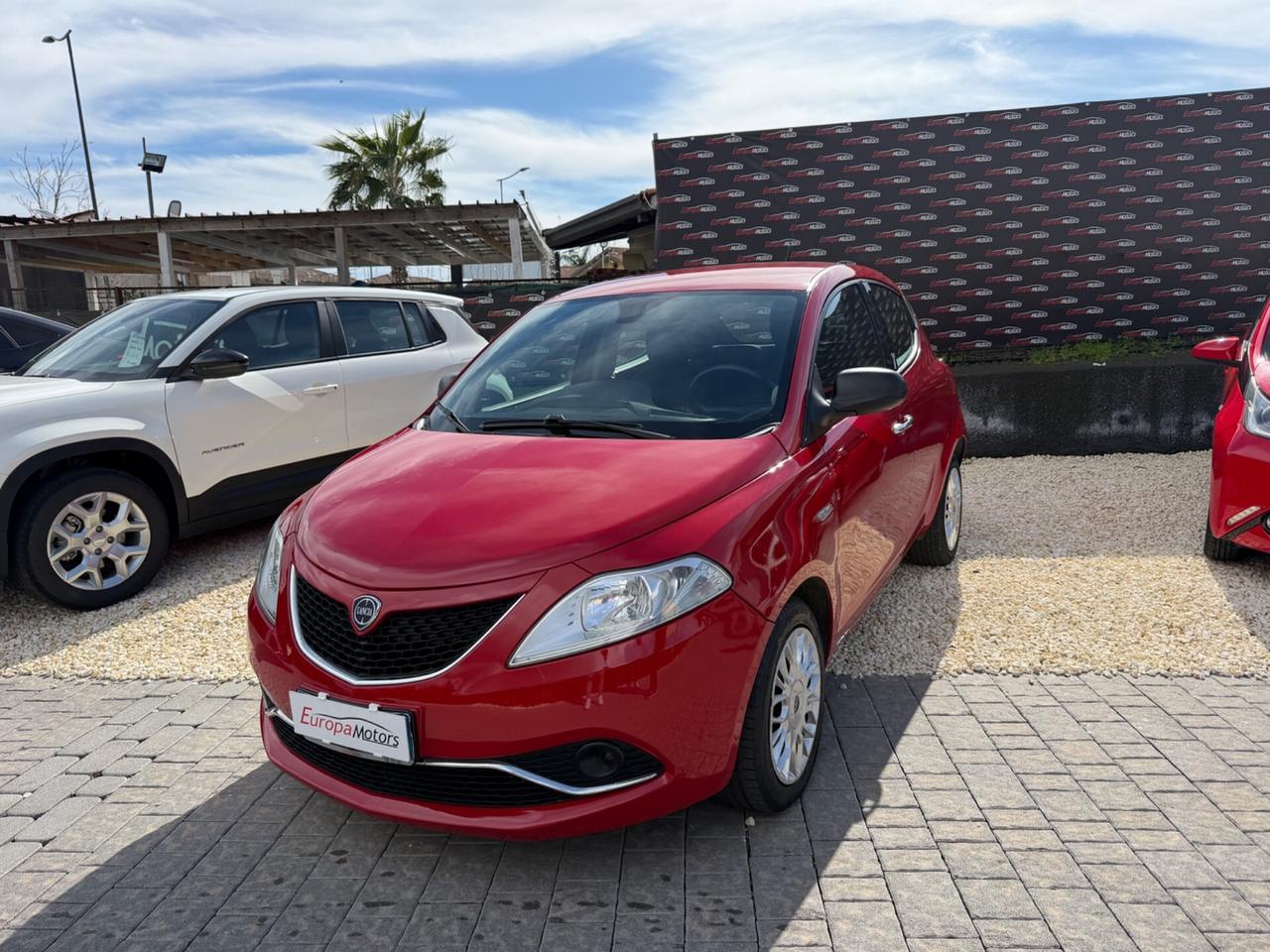 Lancia Ypsilon 1.3 MJT 16V 95 CV 5 porte Euro 6