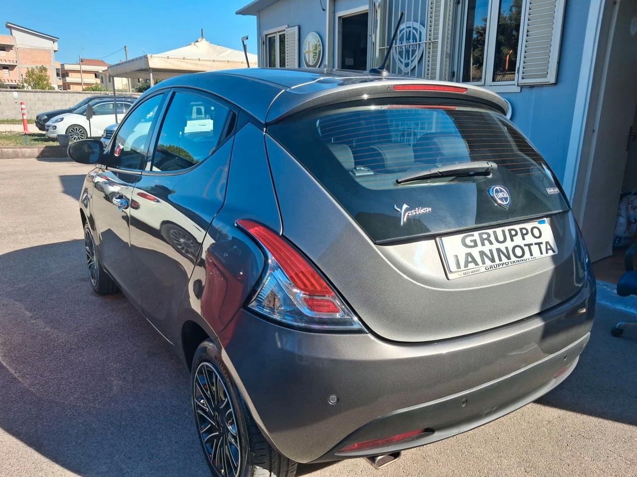 Lancia Ypsilon 1.0 HYBRID 70 C.V. NAVIGATORE PIUY CAR PLAY FARI LED SOLI KM 51506