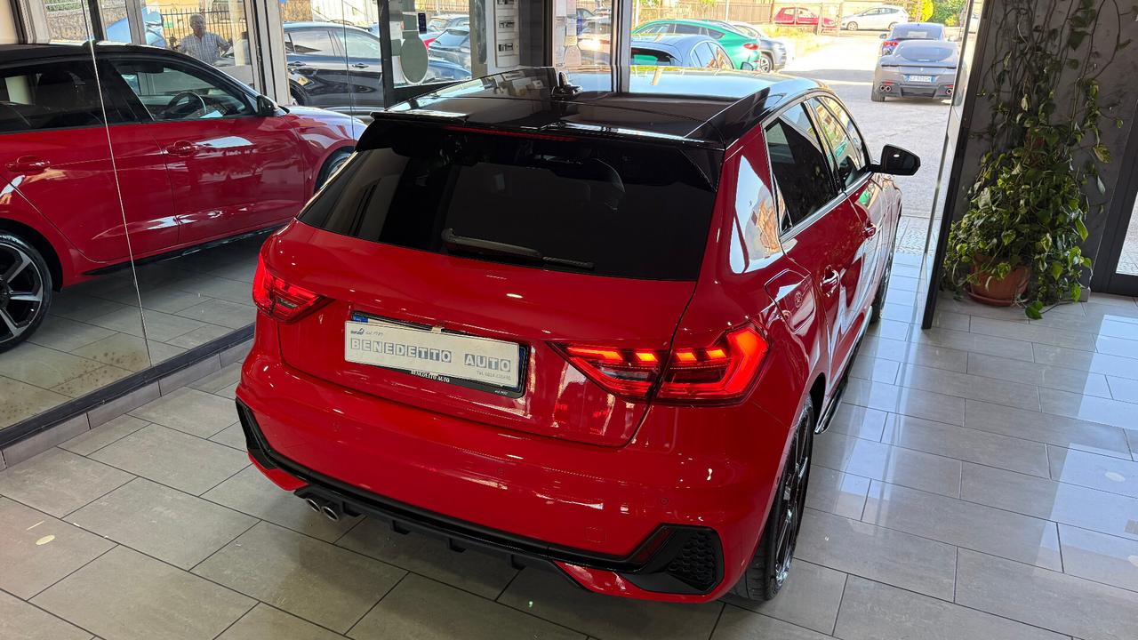 Audi A1 SPB 40 TFSI S tronic Identity Black