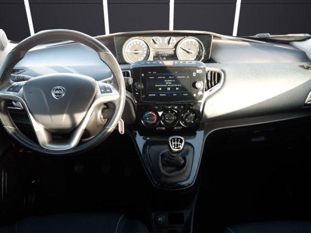 LANCIA Ypsilon 1.0 FireFly 5 porte S&S Hybrid Alberta Ferretti