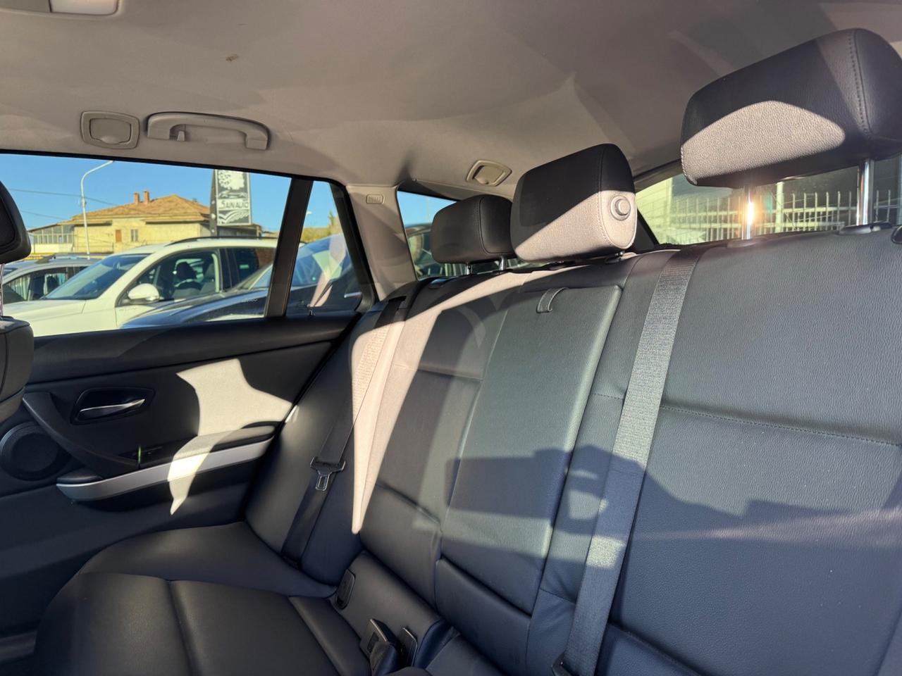 Bmw 318d cat Touring Attiva GARANZIA