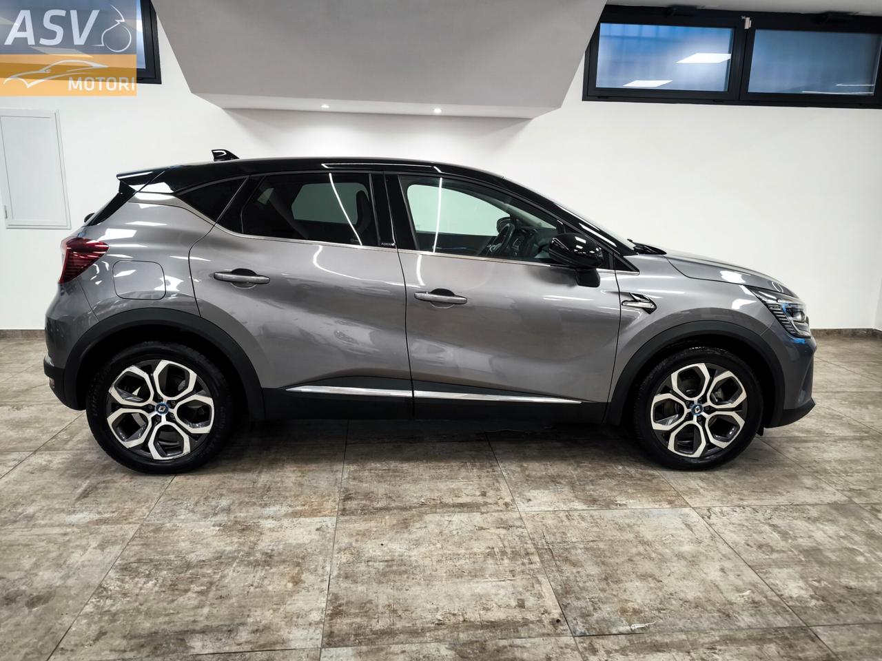 Renault Captur Plug-in Hybrid E-Tech 160 CV Intens
