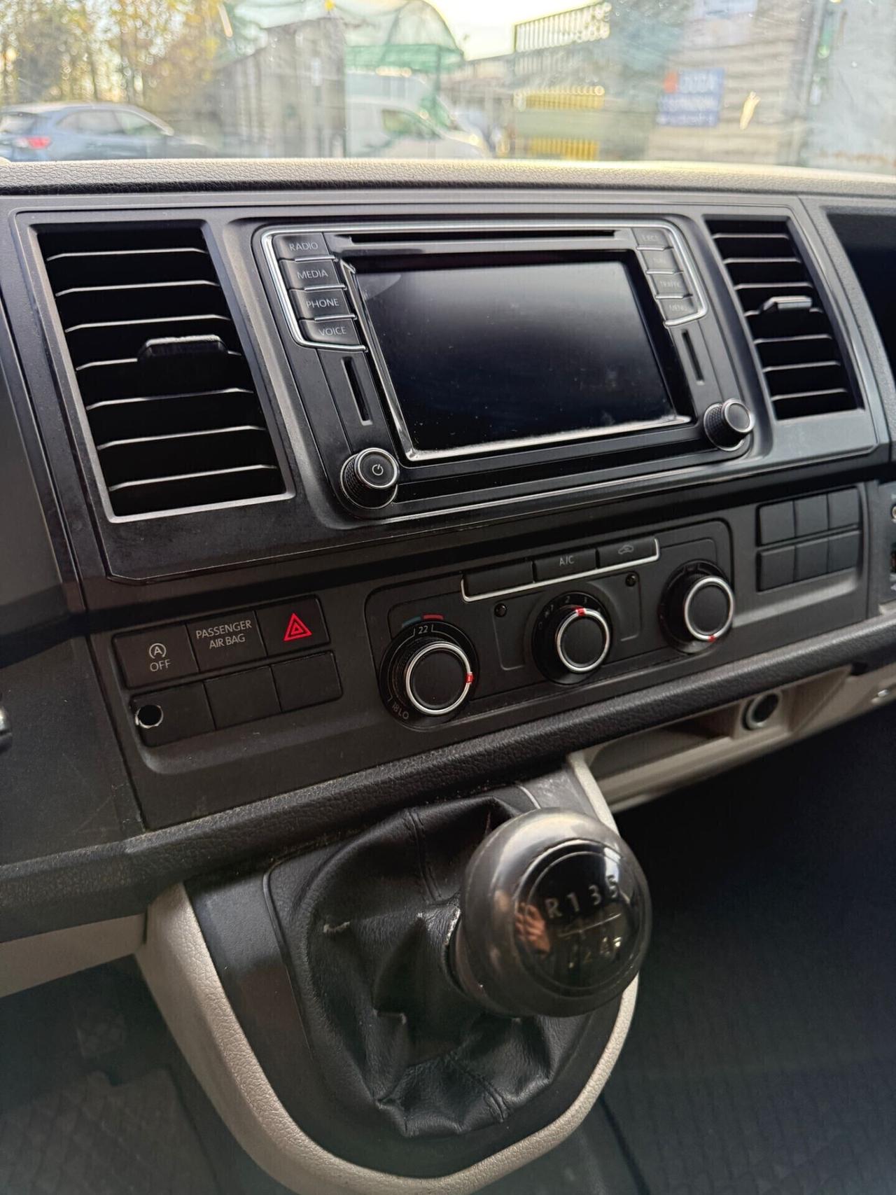 Volkswagen T6 2.0TDI Euro6