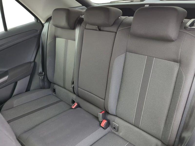 Volkswagen T-Roc 2.0 TDI SCR 150 CV DSG Life ACC LED App Connect