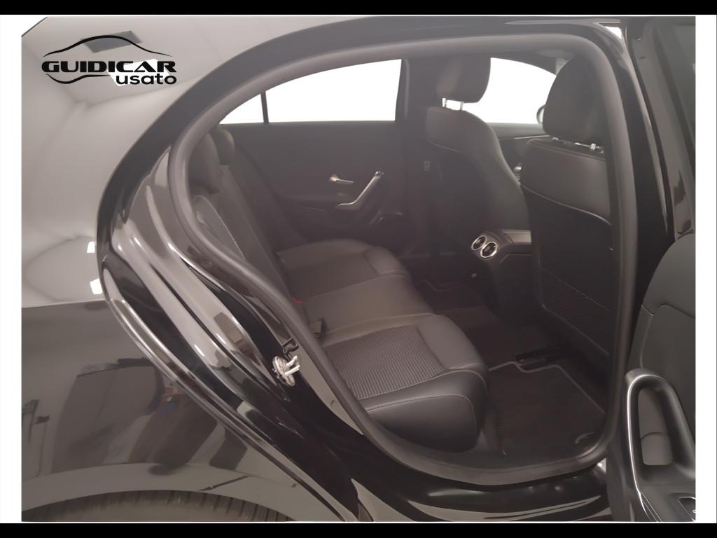 Mercedes-Benz Classe A - W177 2018 - A 180 d Sport auto