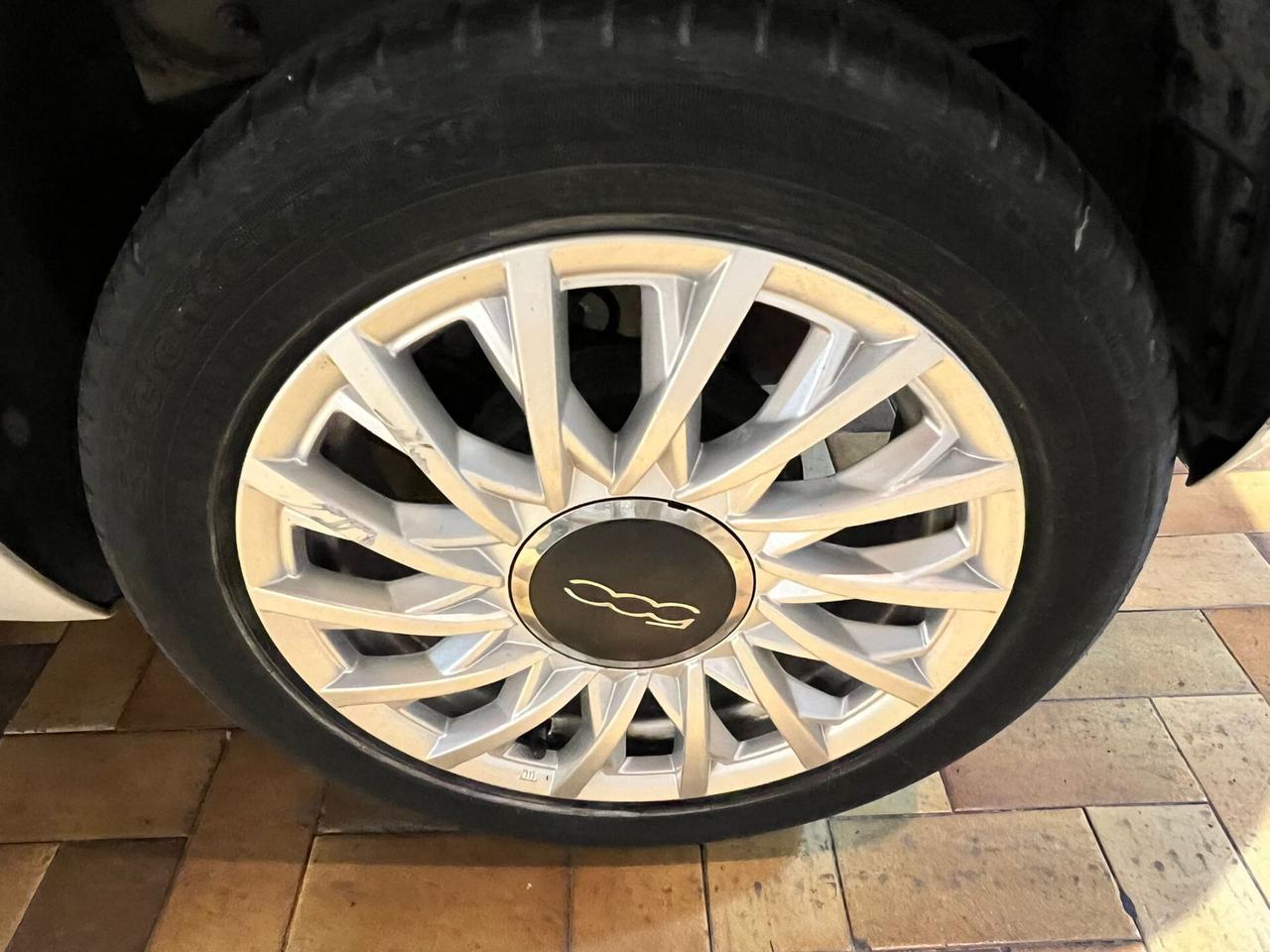 Fiat 500 1.2 Lounge 2018 79000 KM