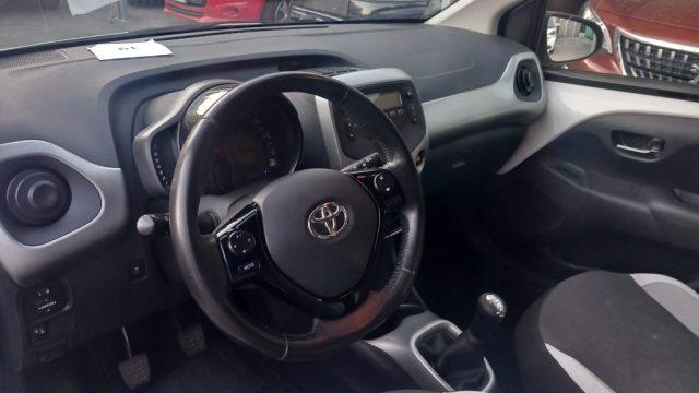 TOYOTA Aygo 1.0 VVT-i 69 CV 5 porte x-cool