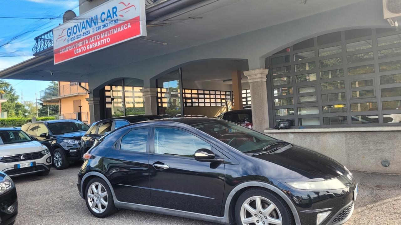 Honda Civic 2.2 i-CTDi 5p. Exclusive