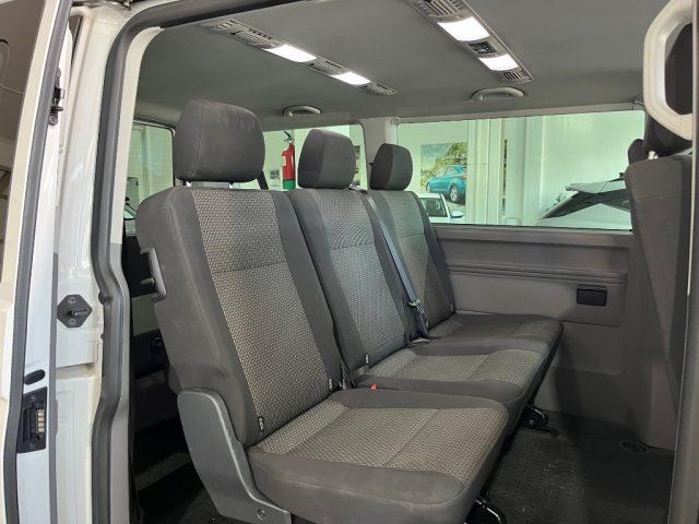 VOLKSWAGEN Transporter 2.0 TDI CARAVELLE 9 POSTI