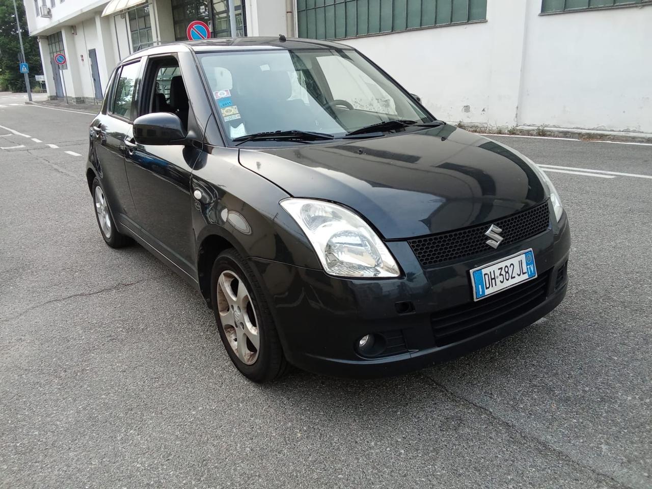 Suzuki Swift 1.3 benzina/gpl
