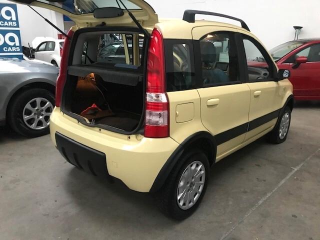Fiat Panda 1.2 GPL 4x4-