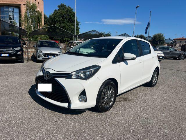 TOYOTA Yaris 1.4 D-4D 5 porte Lounge 1 PROP AUTO X NEOPATENTATI